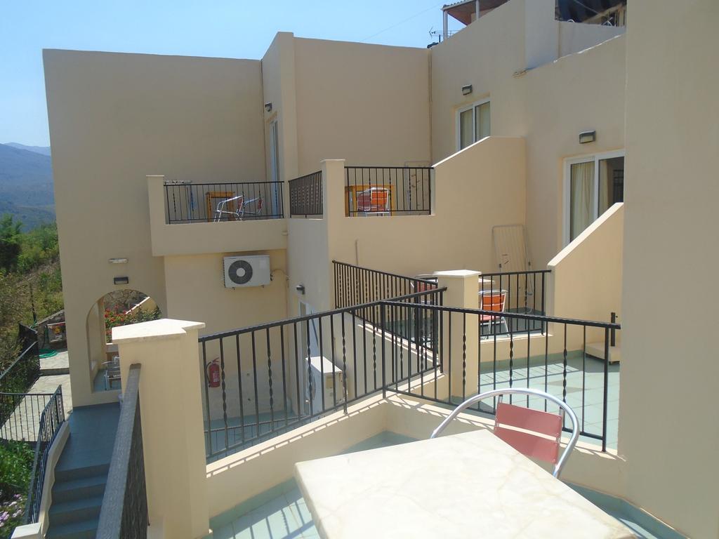 Irida Aparthotel Georgioupoli Bagian luar foto