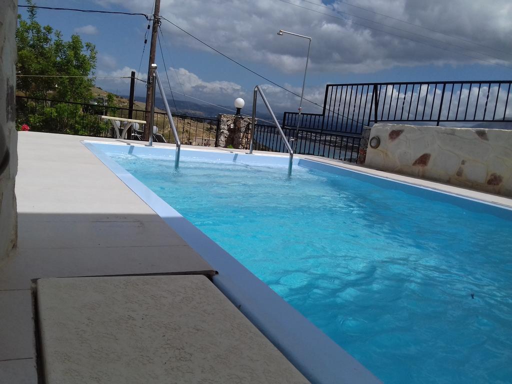 Irida Aparthotel Georgioupoli Bagian luar foto