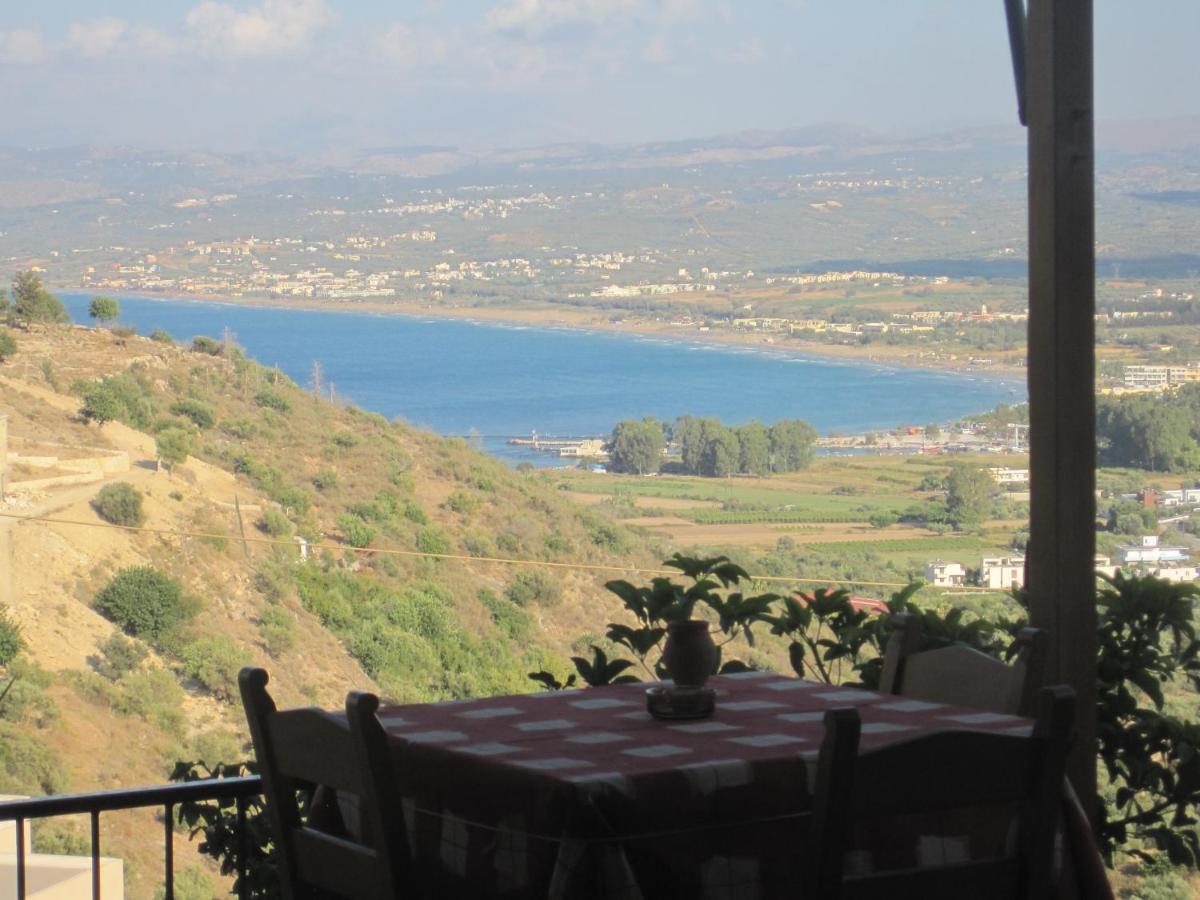Irida Aparthotel Georgioupoli Bagian luar foto
