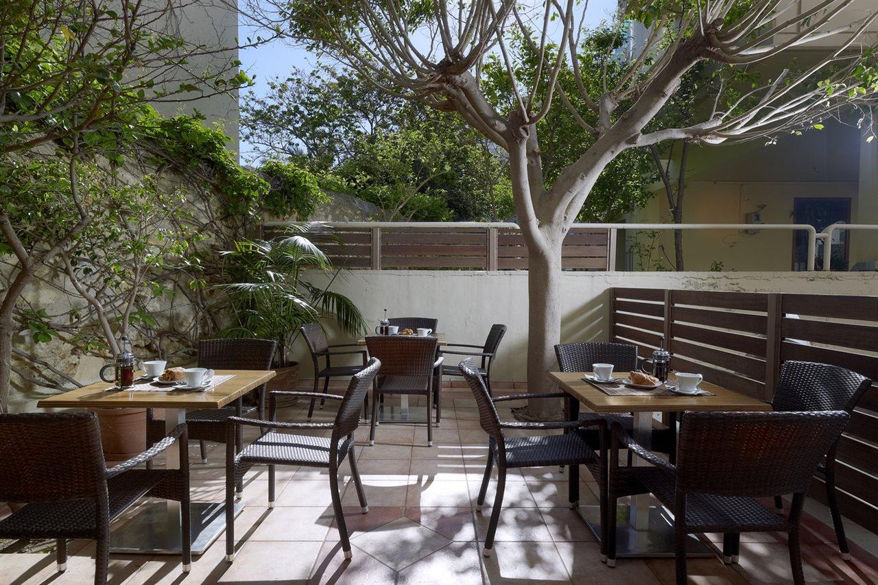 Irida Aparthotel Georgioupoli Bagian luar foto